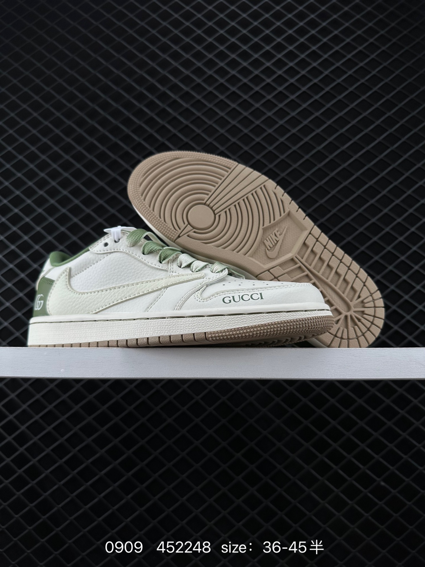 Travis Scott x Air Jordan 1 ” Reverse Mocha “